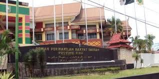  Alasan Belum Deadline, DPRD Riau Tak Bisa Gelar Paripurna Pengesahan Tata Cara Pengelolaan BUMD